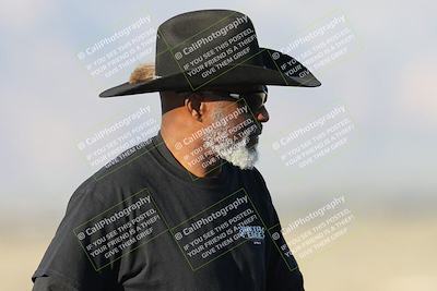 media/Jan-15-2026-Racers Edge (Thu) [[dfebeb70ab]]/1-Around the Pits-Track Walk/